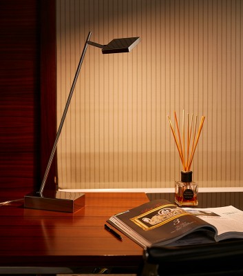 Stainless Steel Polished Square hotel Table Lamp