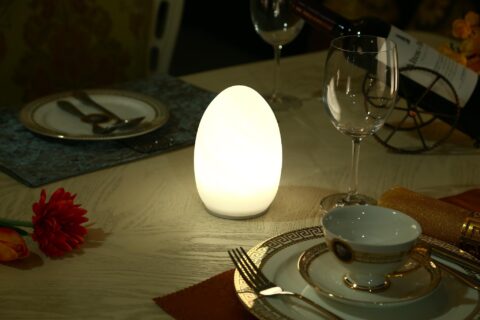 Rechargeable battery powered restaurant hotel dinner table candle lamp